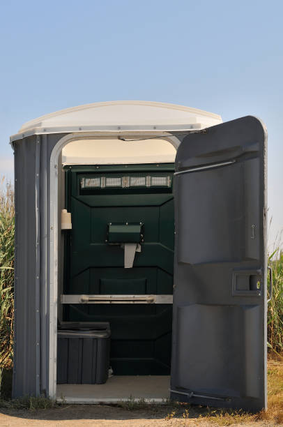 Best Restroom trailer rental cost  in Chicago Heights, IL