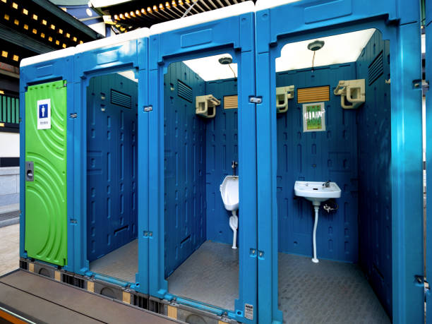 Best Portable restroom trailer rental  in Chicago Heights, IL